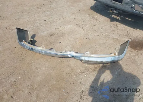 2000 Chevrolet Silverado 1500 Ls z USA, uszkodzony, nr VIN 1GCEC19T2YZ291771